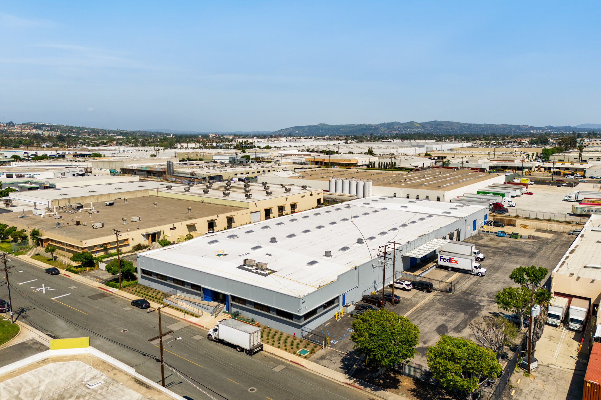 2140 Davie Ave, Commerce, CA for lease Building Photo- Image 1 of 7