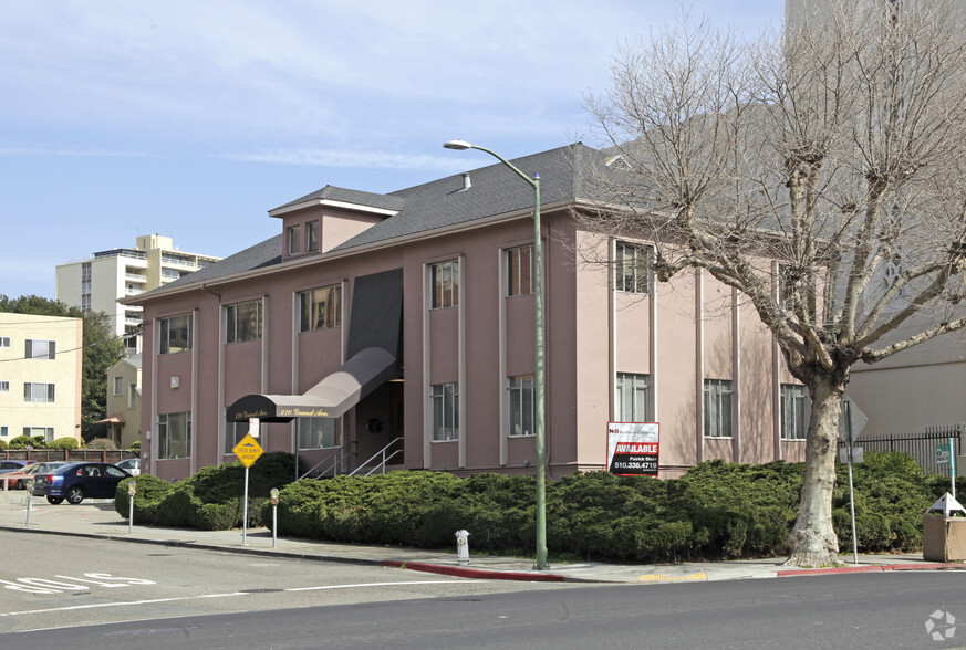 270 Grand Ave, Oakland, CA for lease - Primary Photo - Image 1 of 8