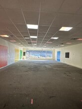 880-910 Broadway, Saugus, MA 01906, USA Broadway, Saugus, MA for lease Interior Photo- Image 2 of 4