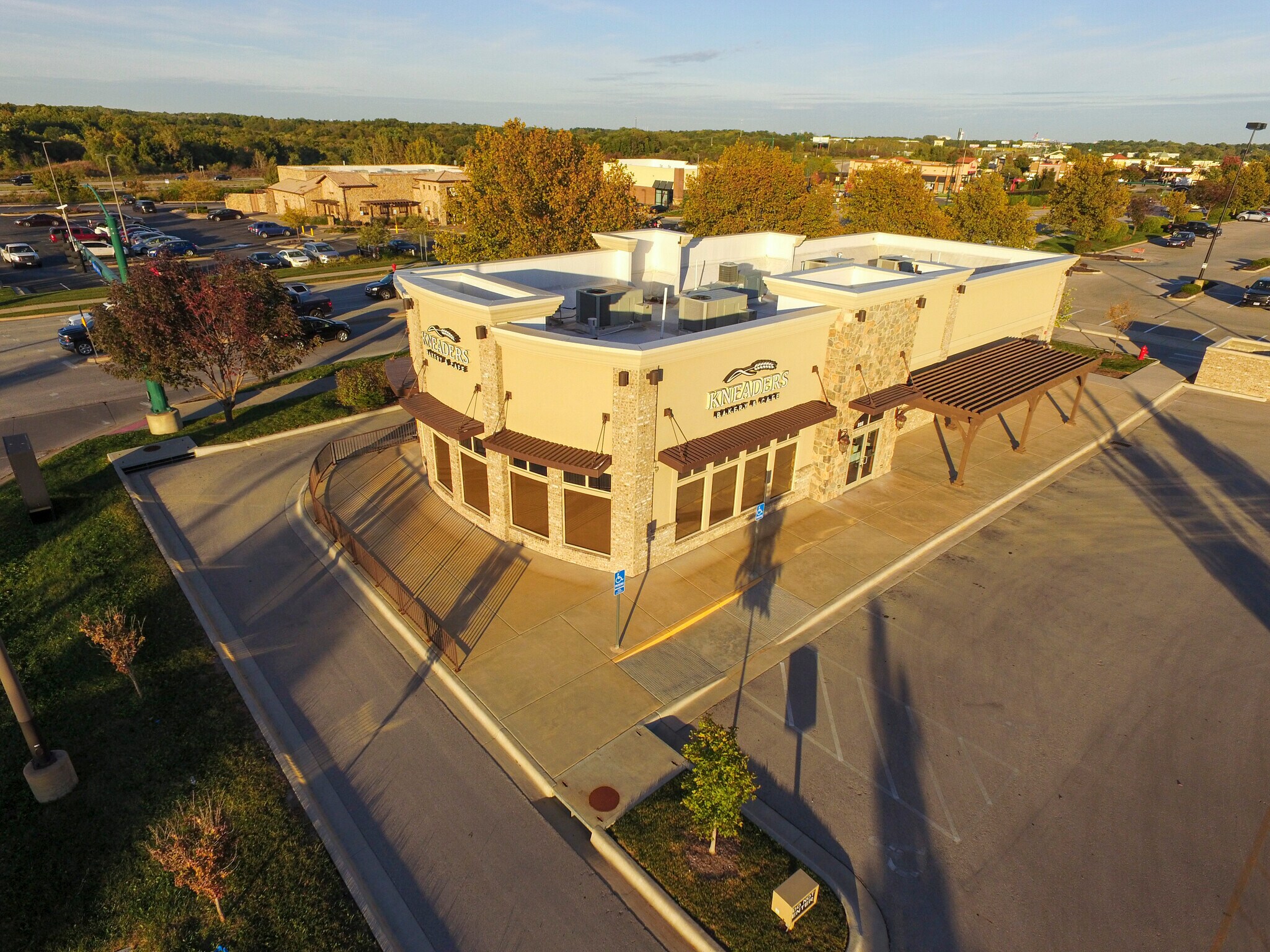 800 NE Coronado Dr, Blue Springs, MO for sale Building Photo- Image 1 of 1