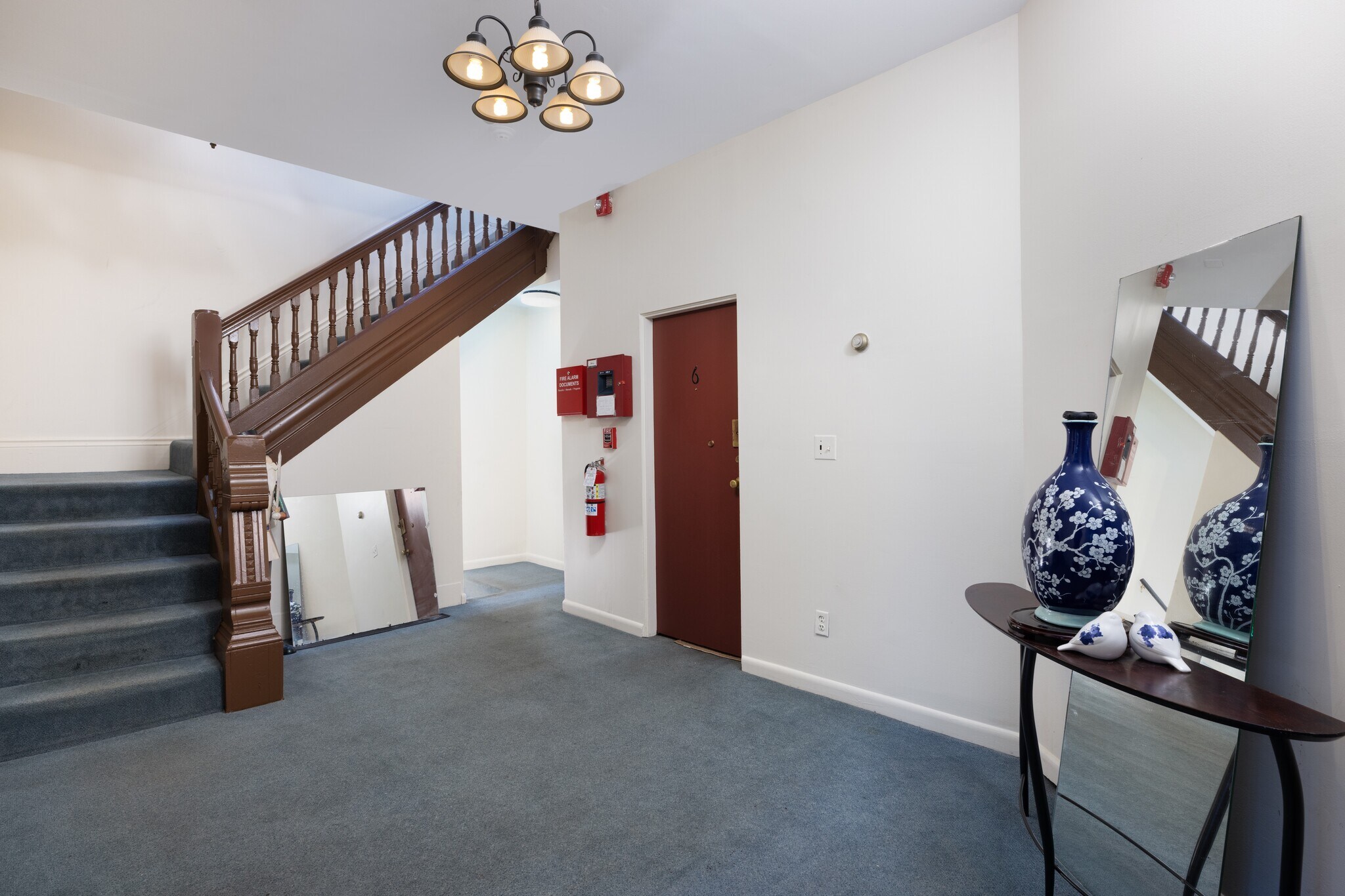 251 W Newton St, Boston, MA 02116 251 West Newton Street