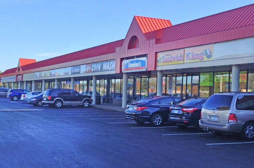 25442574 Highway 10 NE, Mounds View, MN 55112