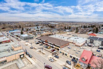 205-213 3rd Ave, Strathmore, AB - AERIAL  map view - Image1