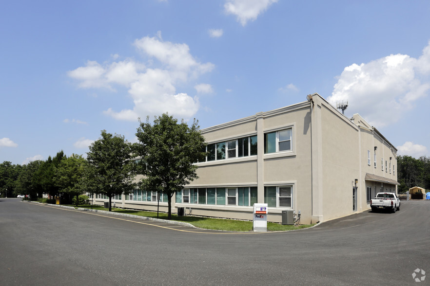 1250 Easton Rd, Horsham, PA for lease - Building Photo - Image 2 of 4