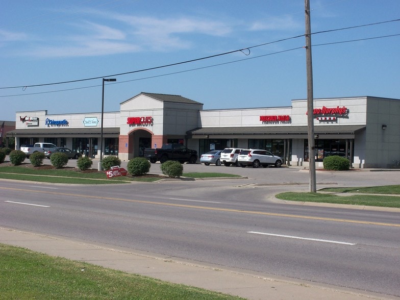 229 N Andover Rd, Andover, KS for sale - Building Photo - Image 1 of 1
