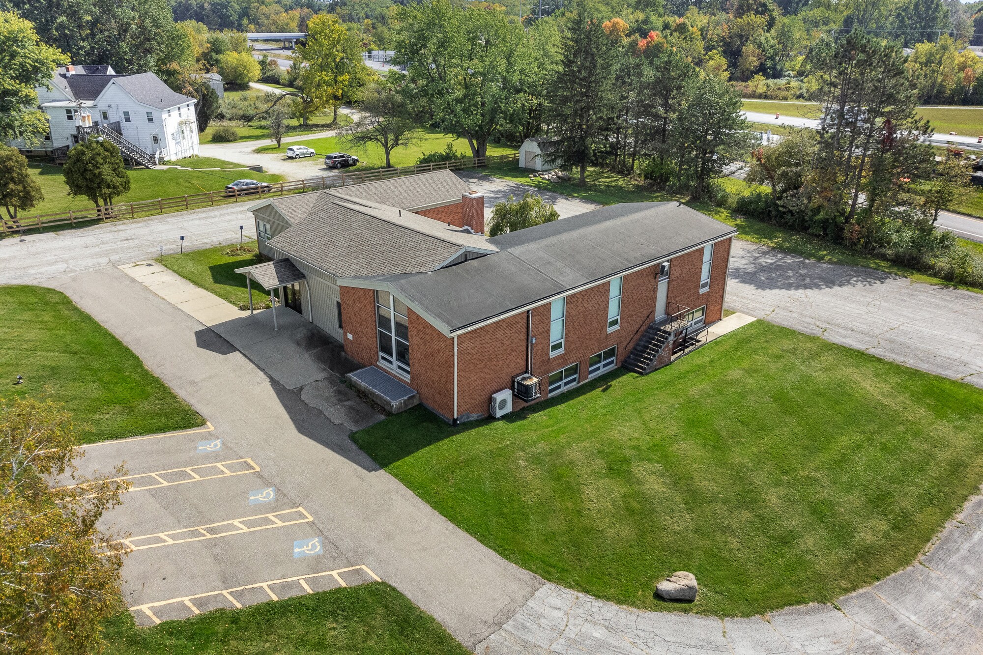 1262 Ashland Rd, Mansfield, OH for sale Primary Photo- Image 1 of 1