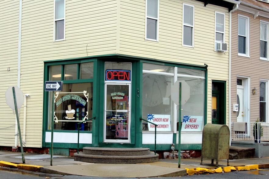 302 S 6th St, Lebanon, PA for sale - Building Photo - Image 2 of 18