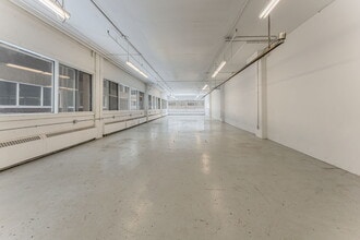 5333-5335 Av Casgrain, Montréal, QC for lease Building Photo- Image 2 of 4