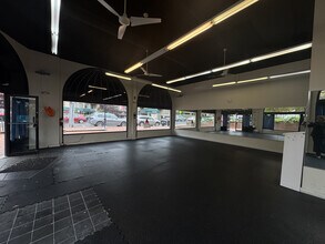 25 Cuttermill Rd, Great Neck, NY for lease Building Photo- Image 1 of 2