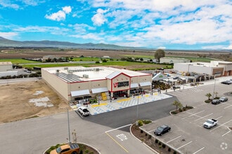 Tractor Supply, Soledad, CA - AERIAL map view