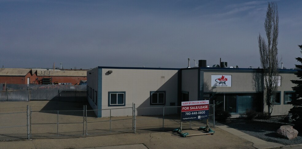 14310 115th Ave NW, Edmonton, AB for sale - Building Photo - Image 1 of 1