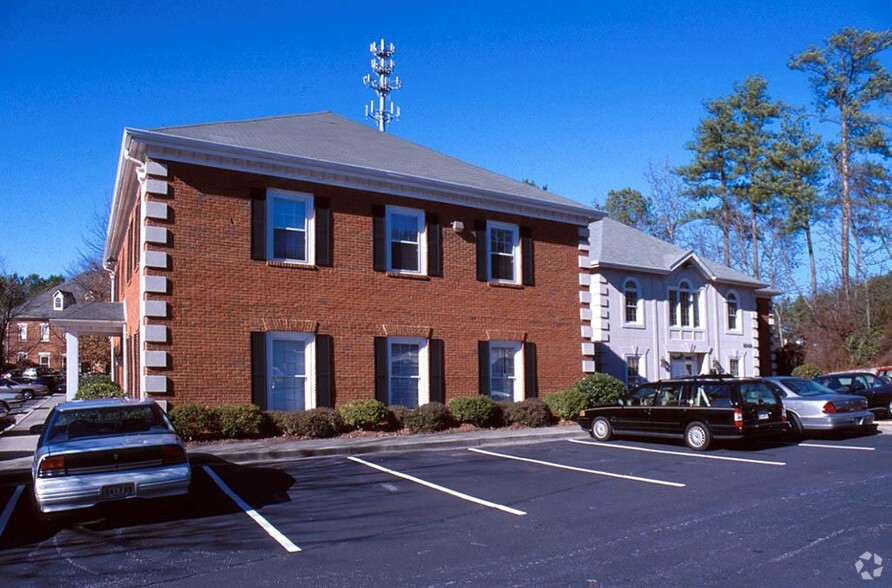 2342 Perimeter Park Dr, Atlanta, GA for lease - Building Photo - Image 1 of 10