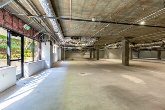 1201 Alhambra Blvd, Sacramento, CA for lease Interior Photo- Image 2 of 4