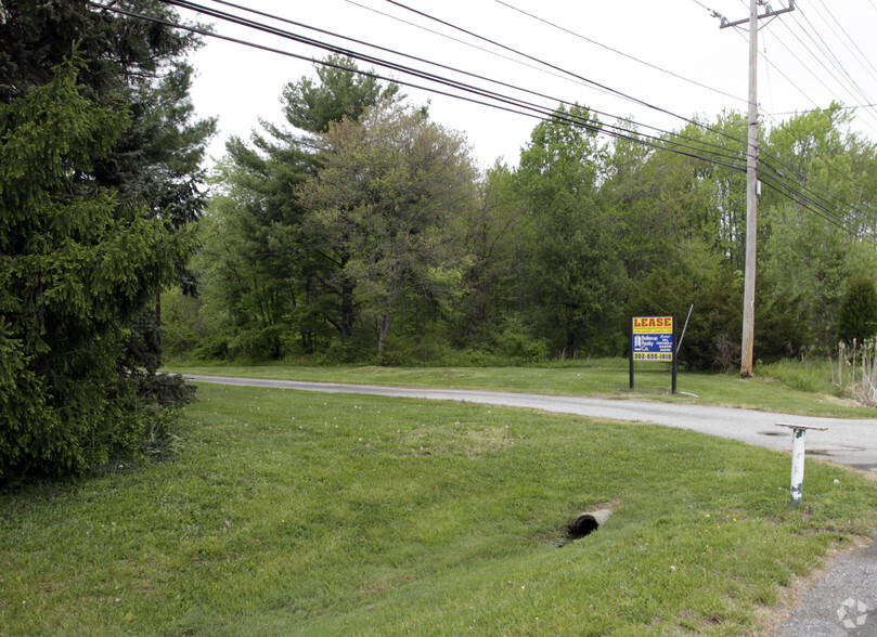 1036 Elkton Rd, Newark, DE for lease - Primary Photo - Image 1 of 4