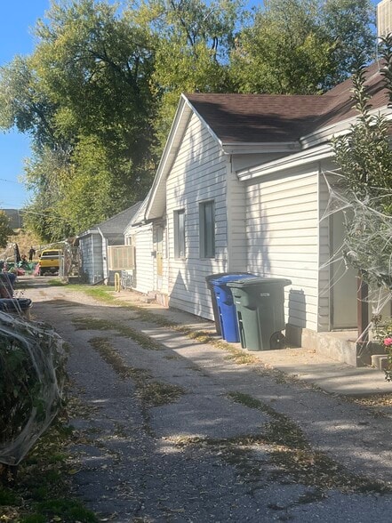 221 N 600 W, Salt Lake City, UT for sale - Building Photo - Image 3 of 11