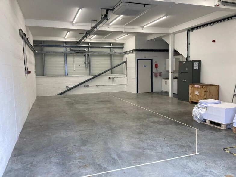 Crowbridge Rd, Ashford for lease - Building Photo - Image 2 of 6