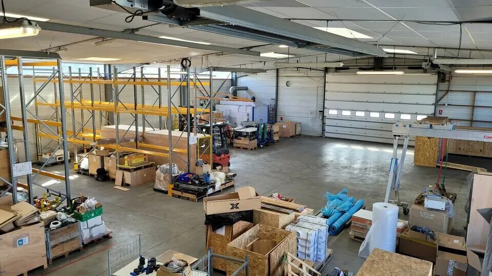 Flex in La Chapelle-sur-Erdre for lease - Interior Photo - Image 2 of 6