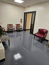 118 Madison St, Alexander City, AL for lease Interior Photo- Image 1 of 7