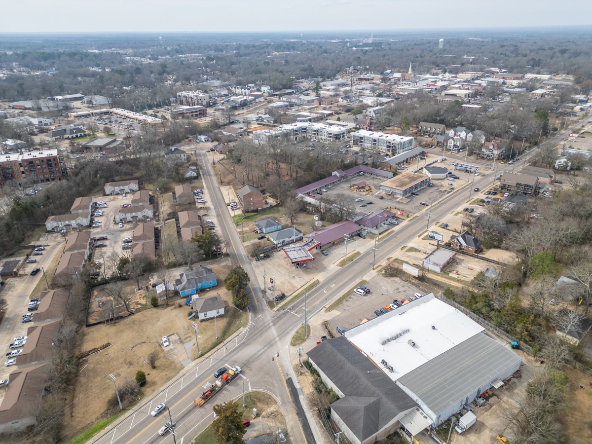 128 Old West Point Rd, Starkville, MS 39759 Retail for Sale