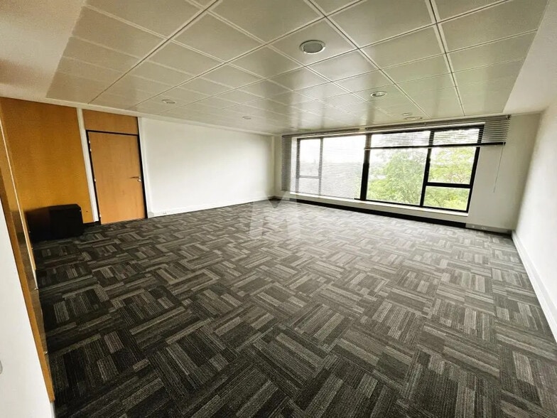 Office in Évry-Courcouronnes for sale - Interior Photo - Image 2 of 8