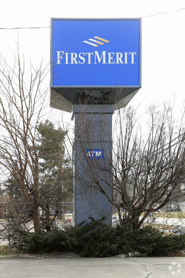 87038709 W Ridge Rd, Elyria, OH 44035