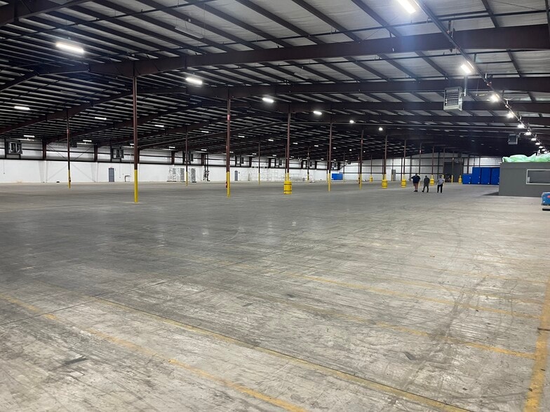 2195 Industrial South Rd, Dalton, GA for lease - Interior Photo - Image 3 of 4