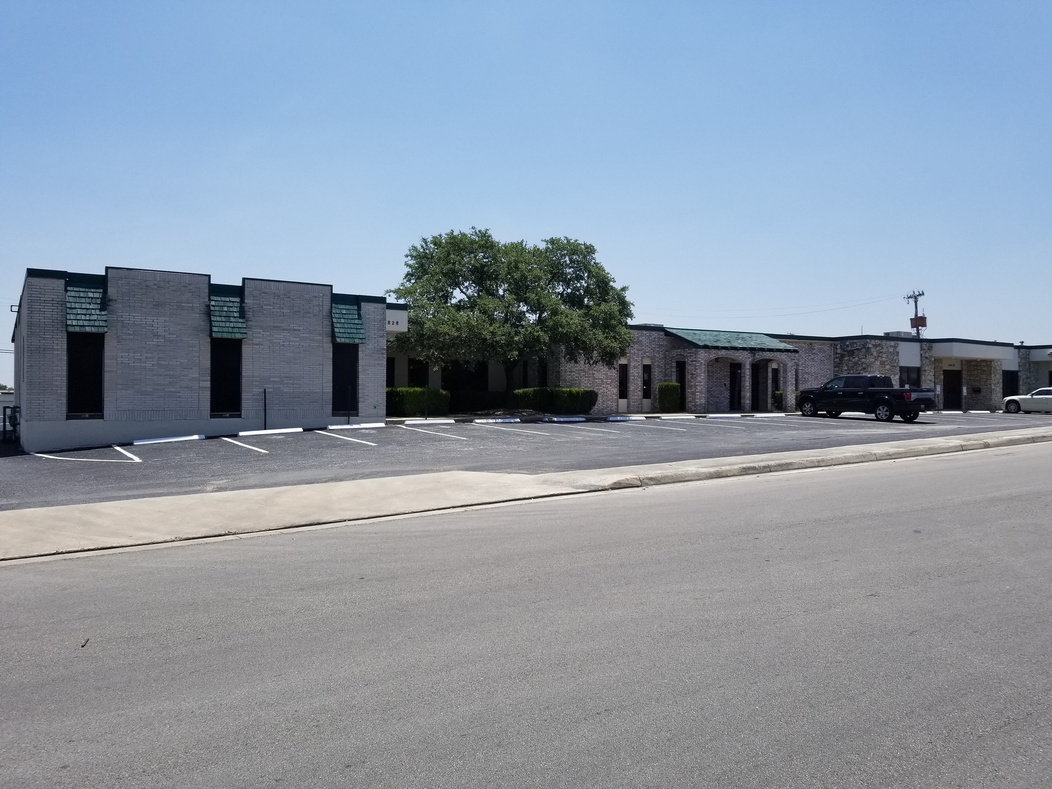 10818 Gulfdale St, San Antonio, TX for lease Building Photo- Image 1 of 8