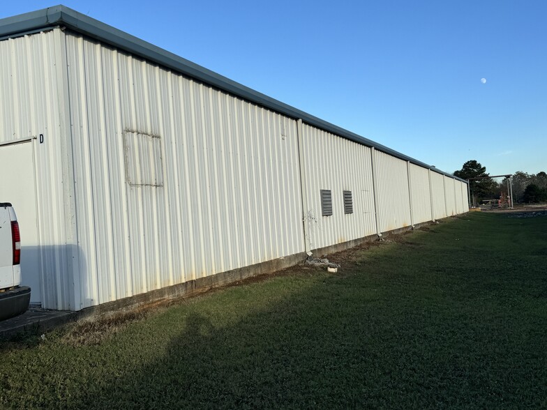 103 Industrial Park Dr, Perry, GA for lease - Building Photo - Image 2 of 7