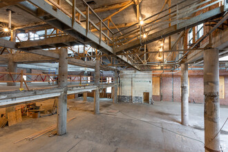 1729 Grand Blvd, Kansas City, MO for lease Interior Photo- Image 2 of 3