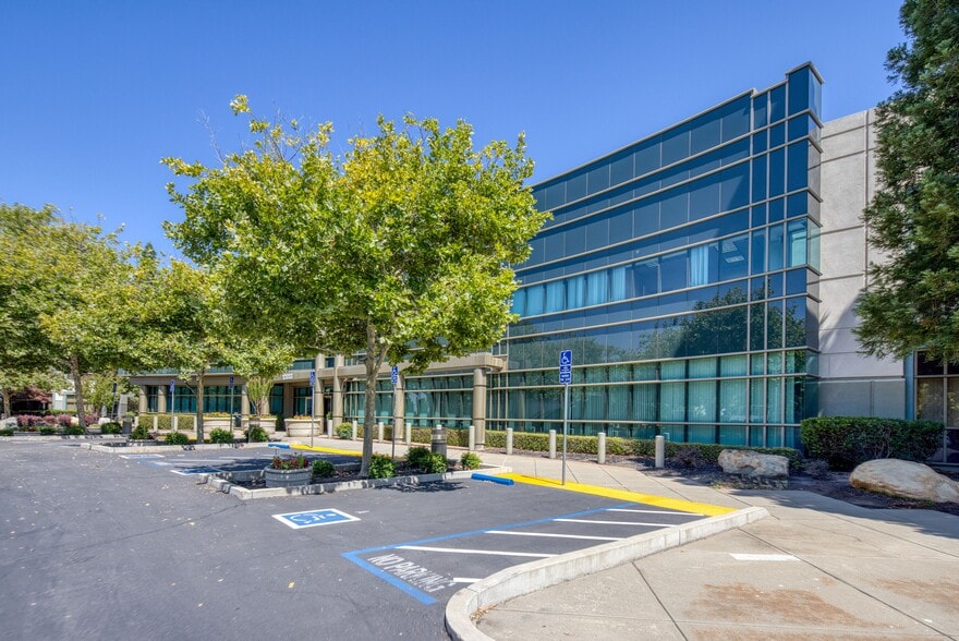 12033 Foundation Pl, Gold River, CA for sale - Building Photo - Image 3 of 13