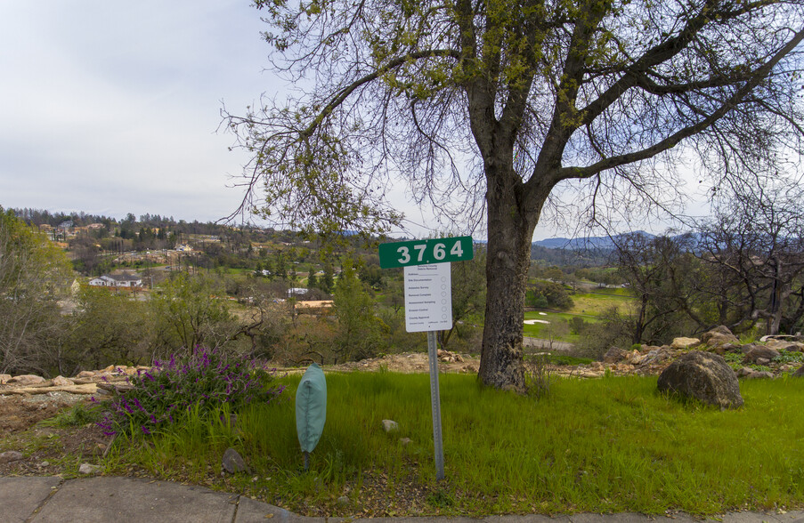 3764 Skyfarm Dr, Santa Rosa, CA for sale - Building Photo - Image 3 of 11