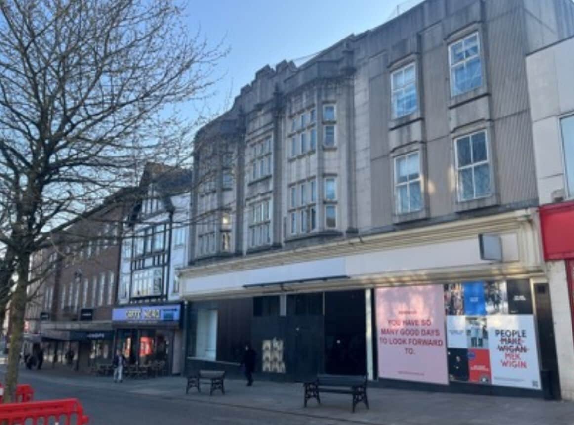 11 Standishgate, Wigan for lease Building Photo- Image 1 of 2