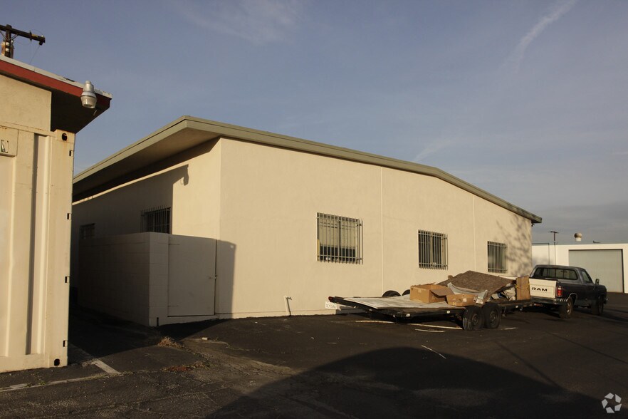 964 W 9th St, Upland, CA for sale - Building Photo - Image 2 of 10
