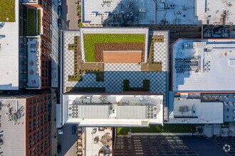 215 N Peoria St, Chicago, IL - AERIAL map view - Image1