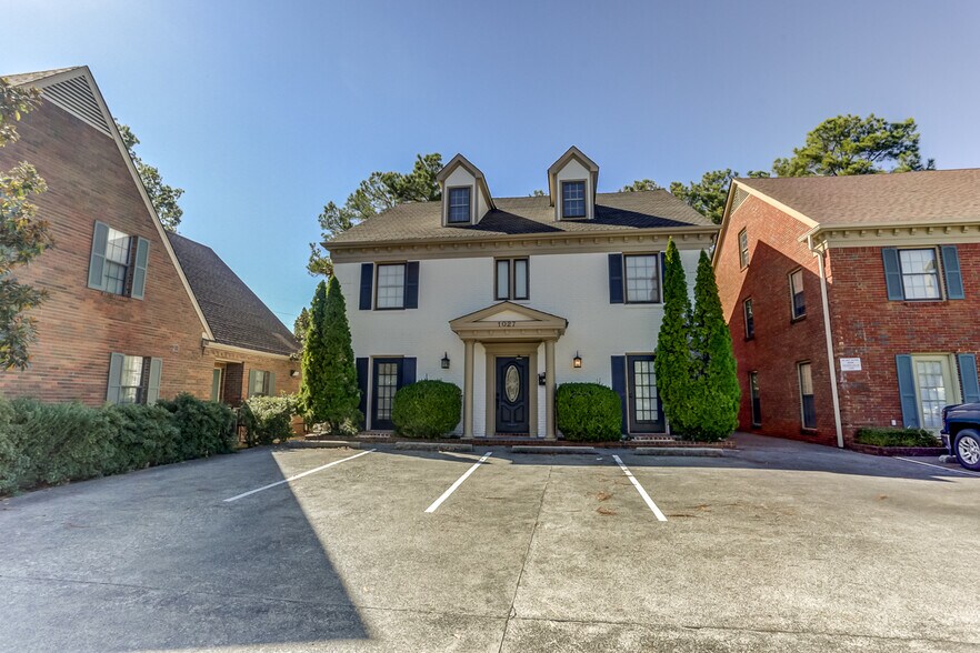 1027 S Yates Rd, Memphis, TN 38119