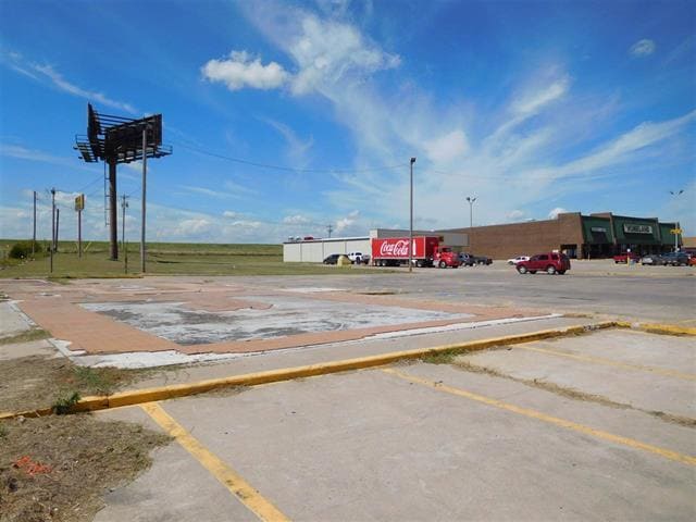 100 C E Colston Dr, Marietta, OK for sale - Primary Photo - Image 1 of 8