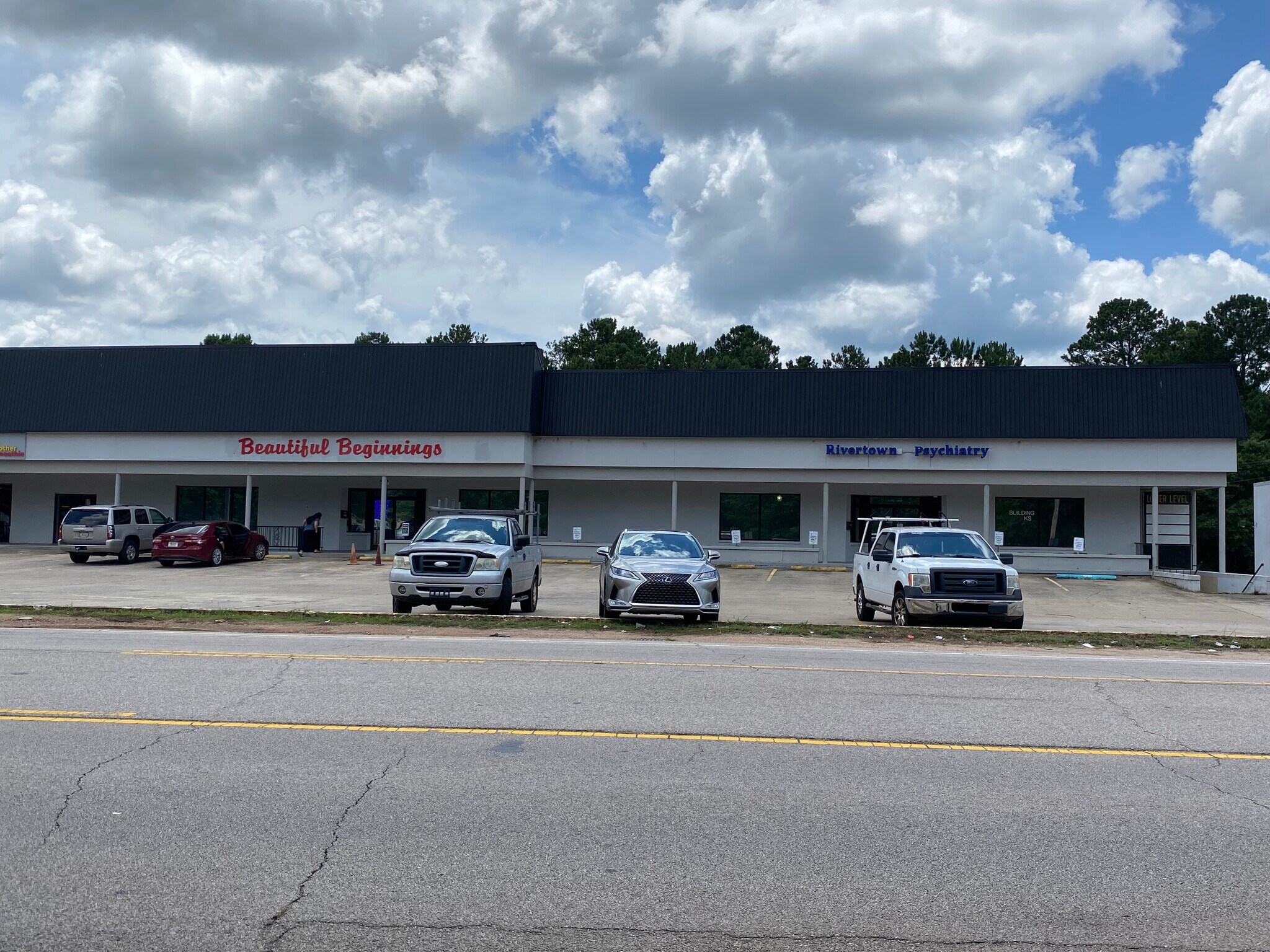 1605 Vernon St, Lagrange, GA 30240 Vernon Road Plaza Shopping Center