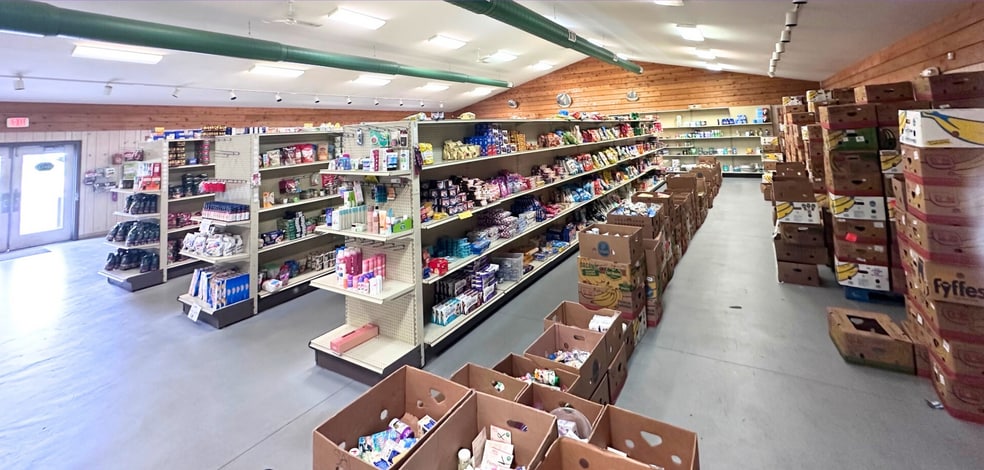 1605 S Main St, Oshkosh, WI for sale - Building Photo - Image 2 of 13