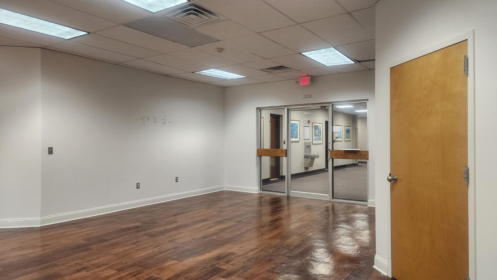 3 Wing Dr, Cedar Knolls, NJ for lease Interior Photo- Image 1 of 8