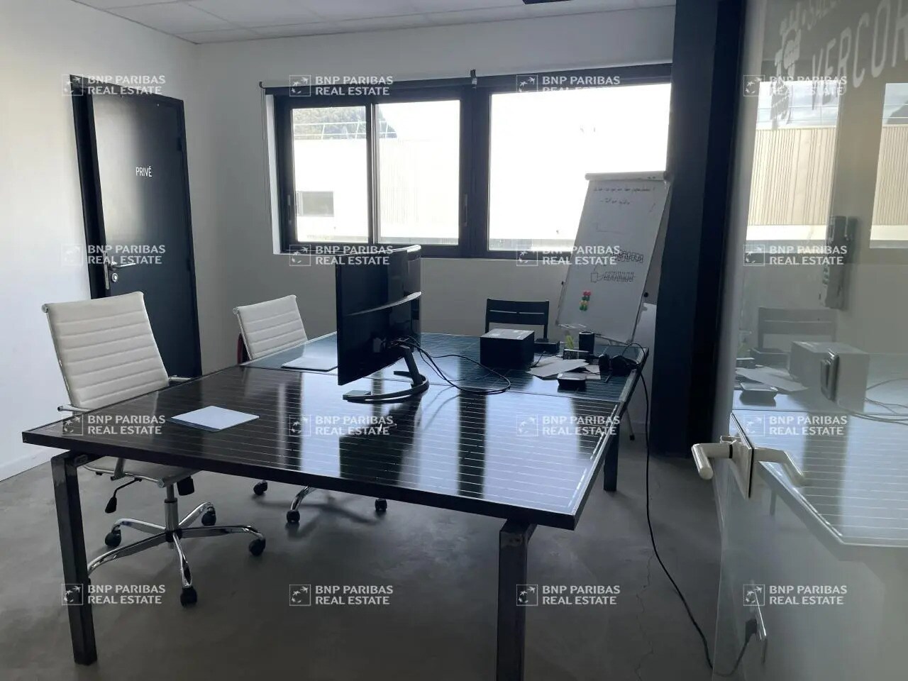 Flex in Voreppe for lease Building Photo- Image 1 of 11