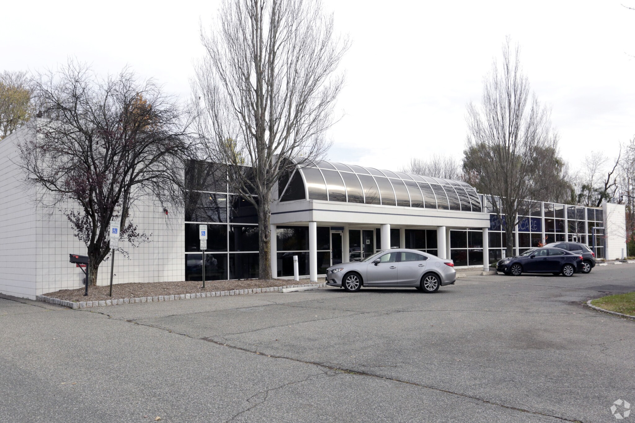 Retail in Whippany, NJ for sale Primary Photo- Image 1 of 1