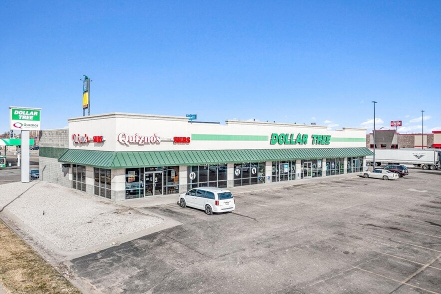 201 E Leota St, North Platte, NE for lease - Building Photo - Image 1 of 5