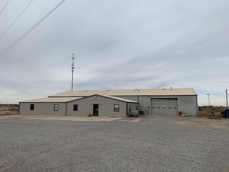 20835 Route 66 N, Canute, OK 73626