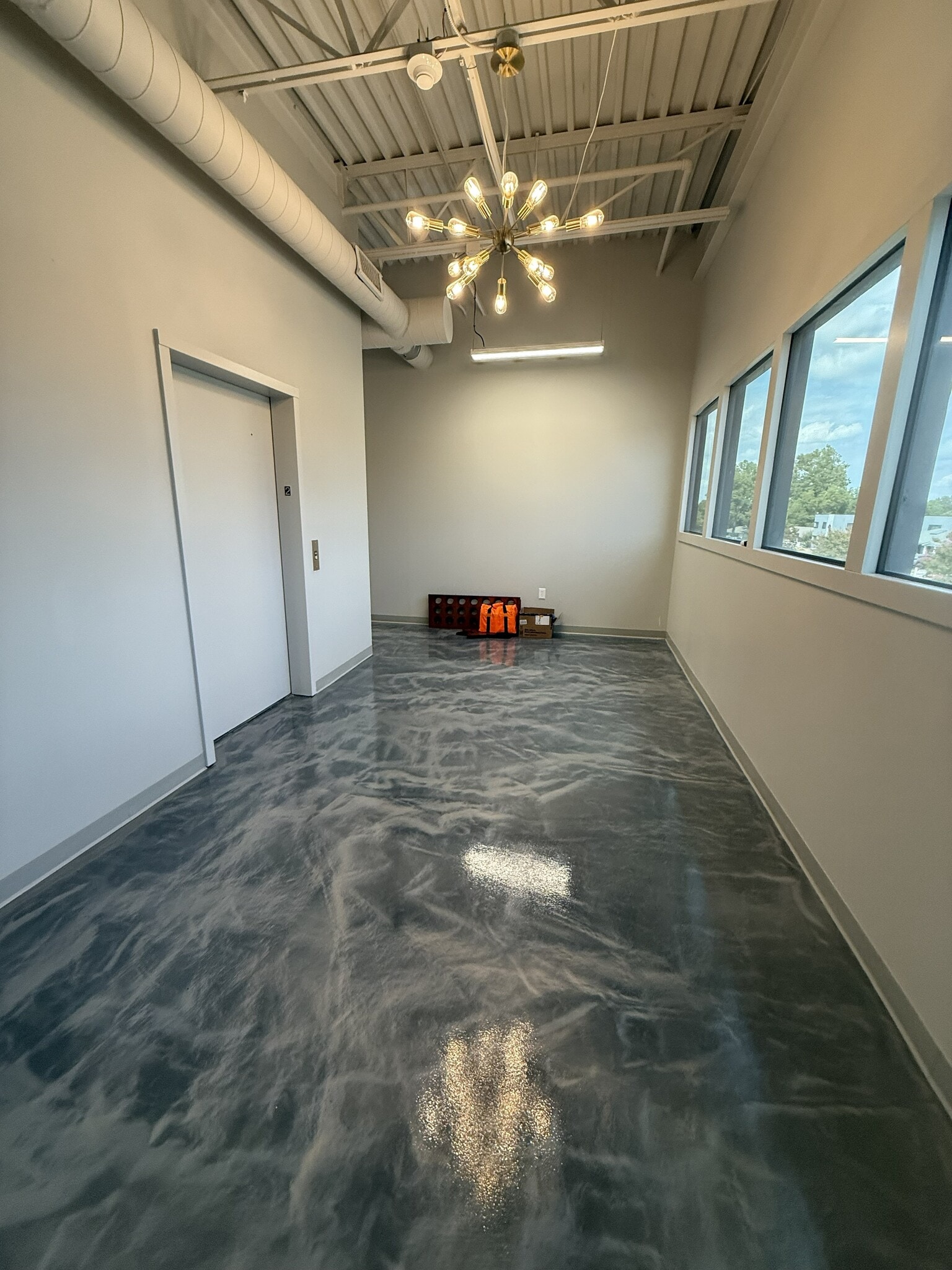 767 E Brookhaven Cir E, Memphis, TN for sale Interior Photo- Image 1 of 6