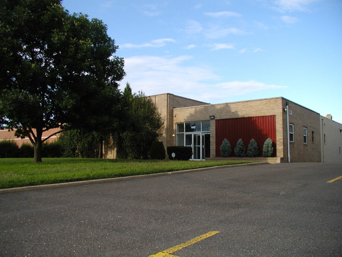 1602 Hylton Rd, Pennsauken, NJ 08110 Property Record