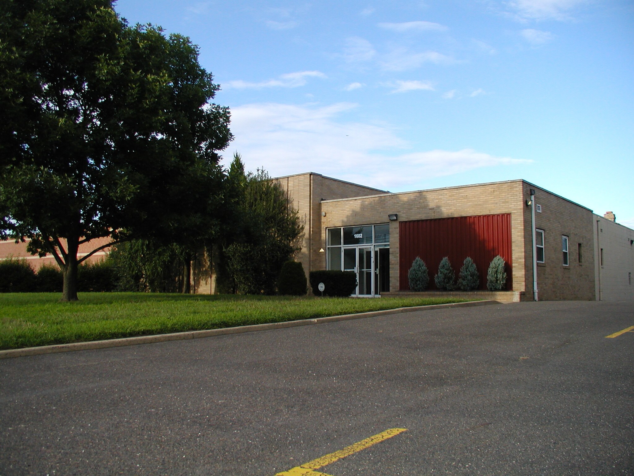 1602 Hylton Rd, Pennsauken, NJ for sale Primary Photo- Image 1 of 1