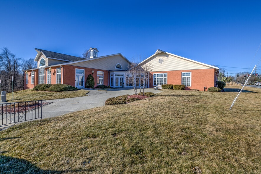 48 Route 6, Yorktown Heights, NY for lease - Building Photo - Image 2 of 28