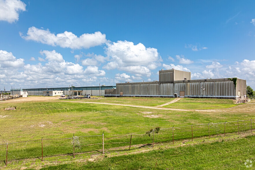 185 8th St, Biloxi, MS for lease - Building Photo - Image 1 of 7