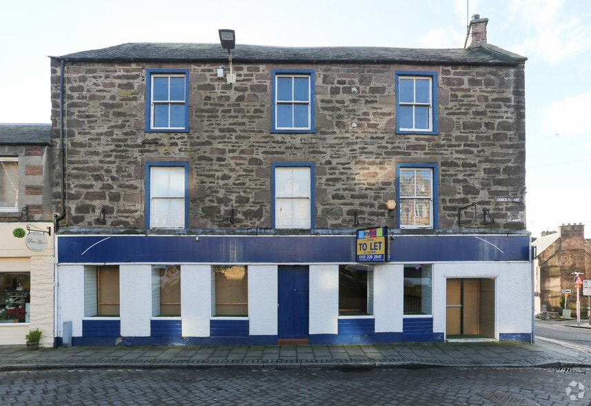 29-31 James Sq, Crieff for sale - Building Photo - Image 2 of 12