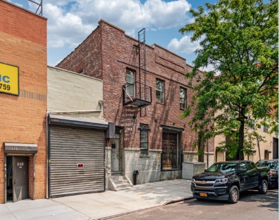 129 11th St, Brooklyn, NY for lease Primary Photo- Image 1 of 11